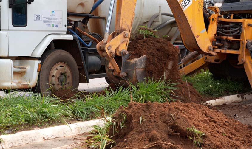 Hidrojato reforça combate a alagamentos na avenida Rio de Janeiro