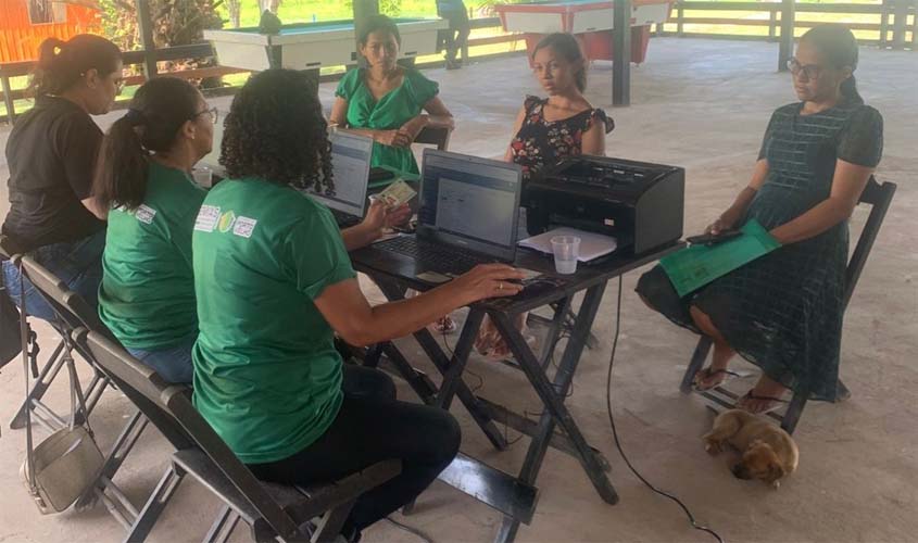 Ação leva cadastro para desconto na conta de luz a comunidades