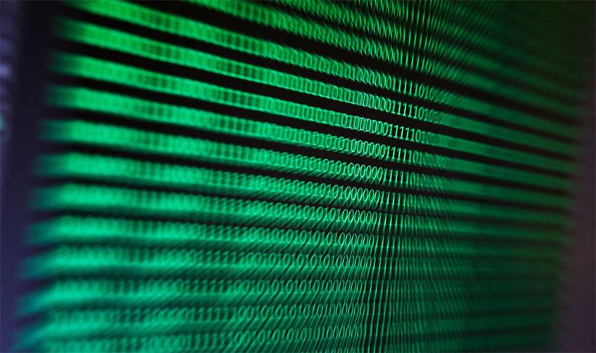 WhatsApp é principal rede de disseminação de fake news sobre covid-19