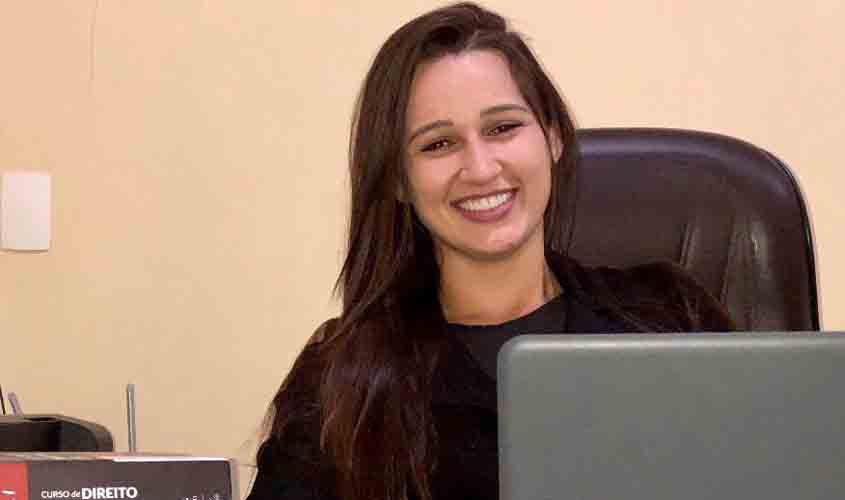 Aprovada em estágio do Procon,  acadêmica de Direito da UNESC se empenha em defesa do consumidor