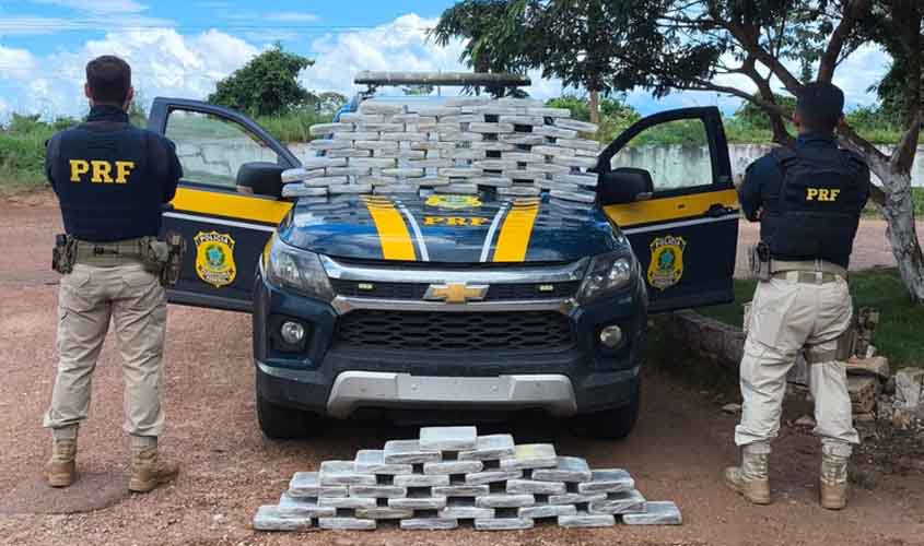 PRF em Rondônia apreende 87 kg de maconha em Guajará-Mirim