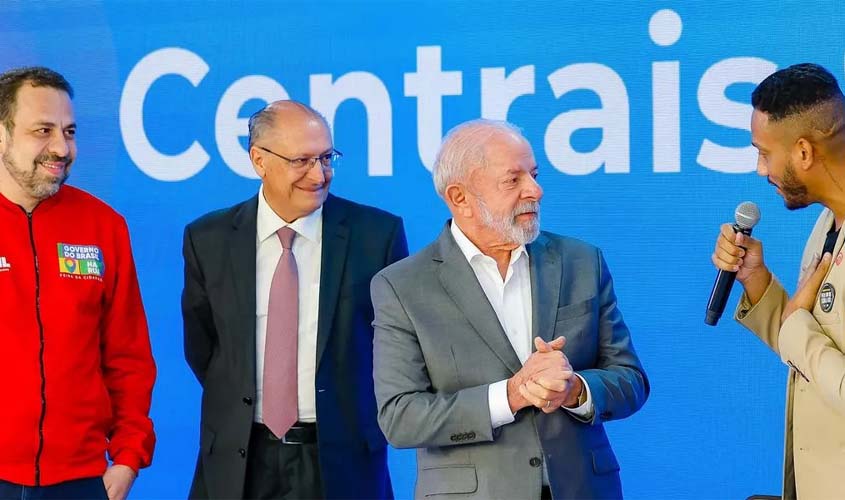 Planalto junta fim da 6×1 ao recuo na taxa das blusinhas