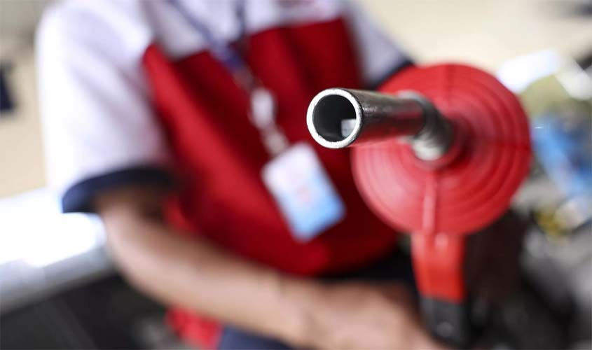 O diesel pode faltar — e isso muda a eleição