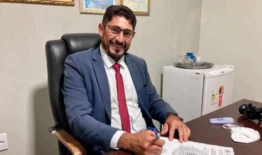 PACELE COMEMORA PACOTE DE OBRAS QUE PREFEITURA REALIZA NA PONTA DO ABUNÃ