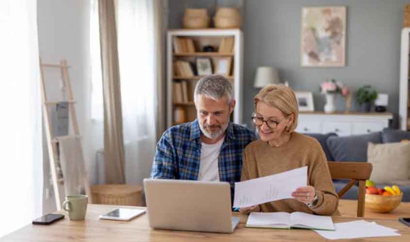 Voa Brasil para aposentados: entenda como o programa pode impulsionar a economia nacional
