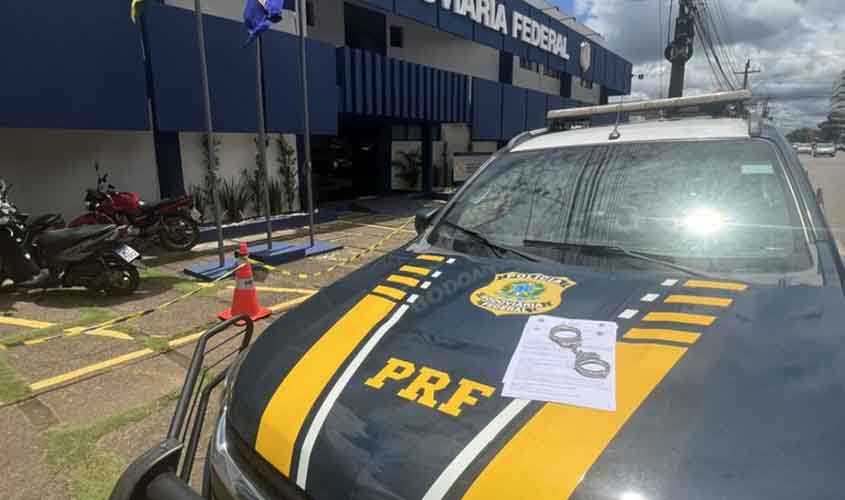 PRF em Rondônia, na última quinta-feira (15), deu cumprimento a quatro mandados de prisão no estado
