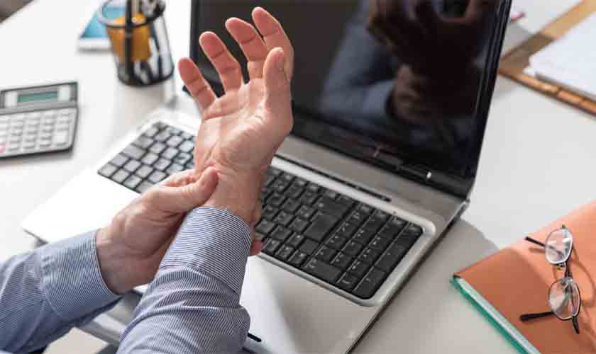 Mantida reintegração de bancário dispensado pouco antes de cirurgia