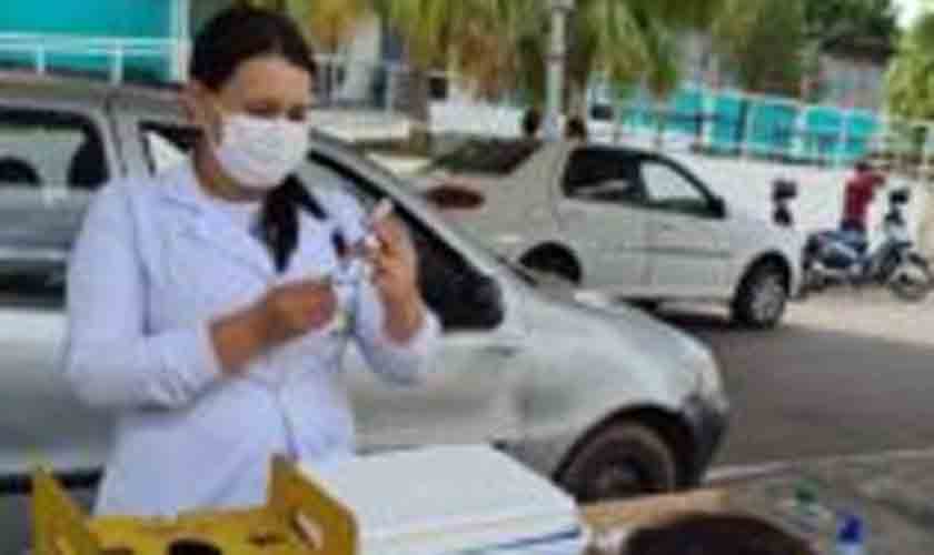 Advogados são imunizados contra a Covid-19 em Cacoal