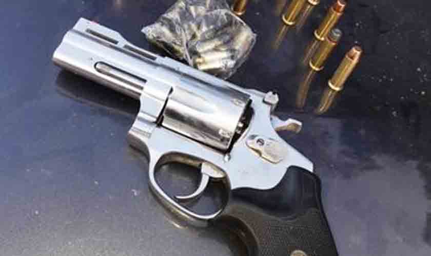 PM apreende arma de fogo e munições em Operação Soldado da Borracha