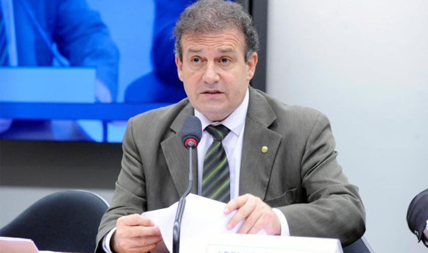 Projeto cria cota para pessoa com deficiência na OAB e em escritórios de advocacia