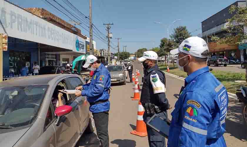 Detran e Polícia Militar realizam fiscalização para combater criminalidade e acidentes no trânsito