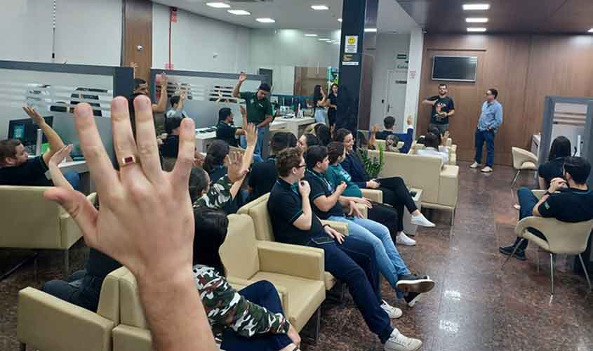 Funcionários do Sicoob Fronteiras aprovam proposta de reajuste de 6% no salário e tíquete alimentação de R$ 2.100 para o ACT 2025-2027