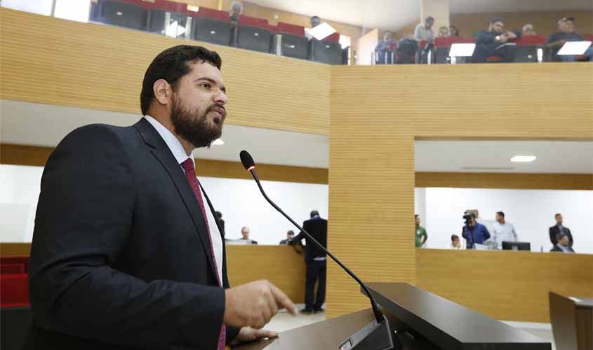 Jean Oliveira cobrou do DER imediata recuperação das estradas e vicinais da Zona da Mata