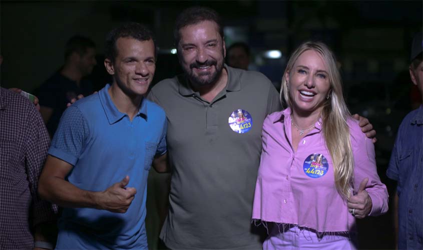 Ieda Chaves inicia campanha eleitoral com 'adesivaço' e encontro com apoiadores