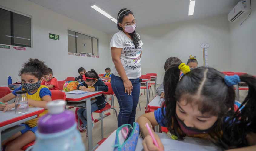 Prefeitura promove oficinas de combate à evasão escolar para servidores da rede municipal