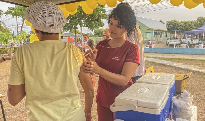 População participa de ação com vacinação e testes rápidos no Cedel