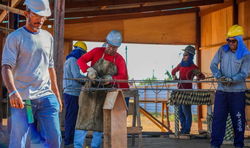 Mais de 600 novas vagas de emprego movimentam o mercado de trabalho em Rondônia