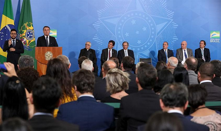 Medida provisória garante pagamento de 13º a beneficiários do Bolsa Família