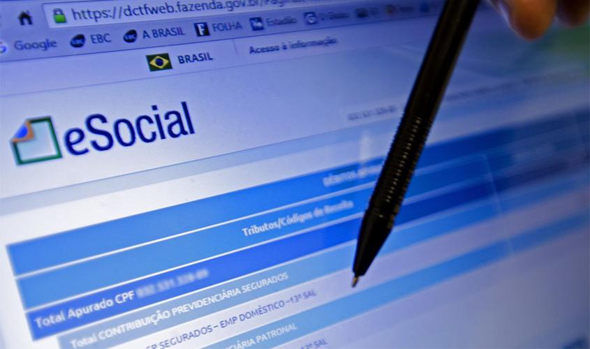 Contratações e demissões passarão a ser comunicadas pelo eSocial