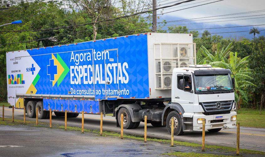 Confúcio Moura traz Carreta da Saúde da Mulher