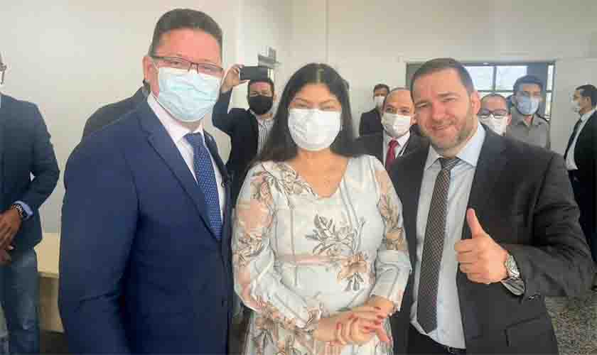 Deputada Cassia comemora aprovação do PCCR dos servidores da Sesau