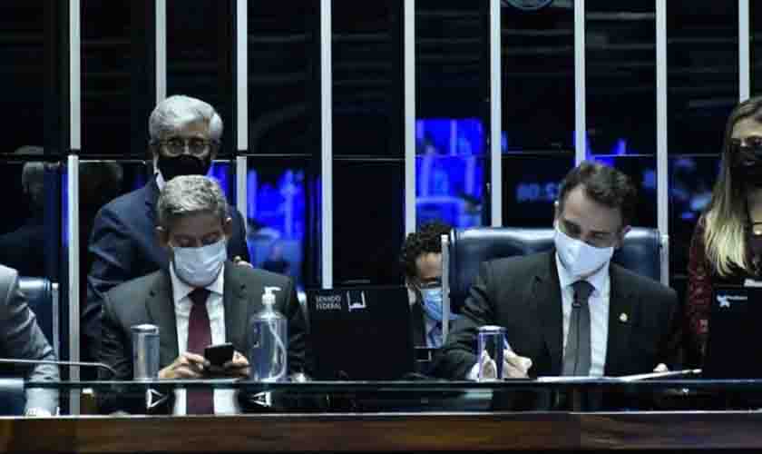 Congresso promulga PEC dos Precatórios, que abre espaço para o governo ampliar o Auxílio Brasil 