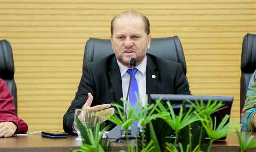 Projeto de Lei do deputado Cirone Deiró garante a realização do teste do olhinho nos recém-nascidos em maternidades e hospitais