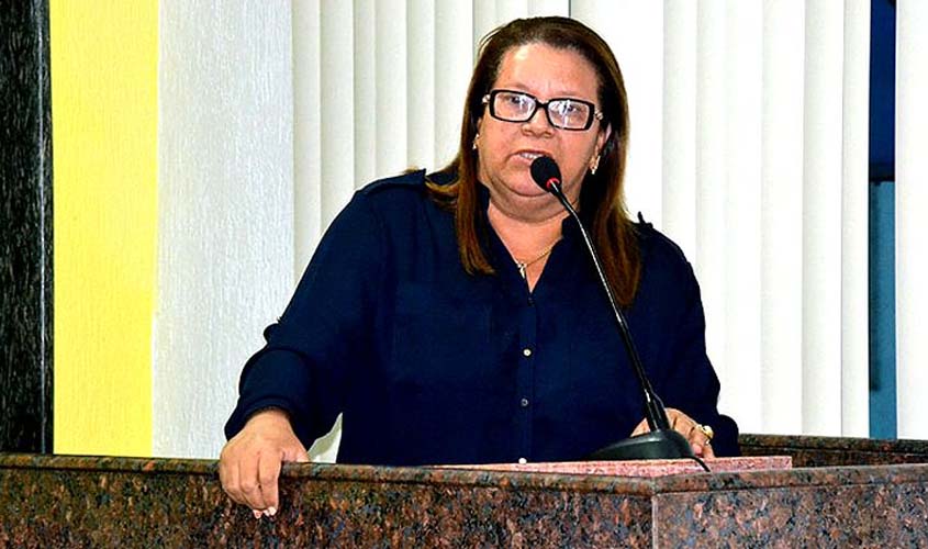 Vídeo mostrando suposta compra de voto de servidores para favorecer vereadora Ellis Regina leva justiça a suspender eleições do Sindeprof