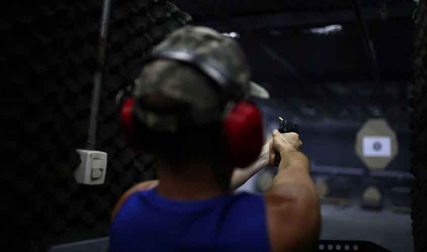 Flexibilização de posse de armas divide opiniões