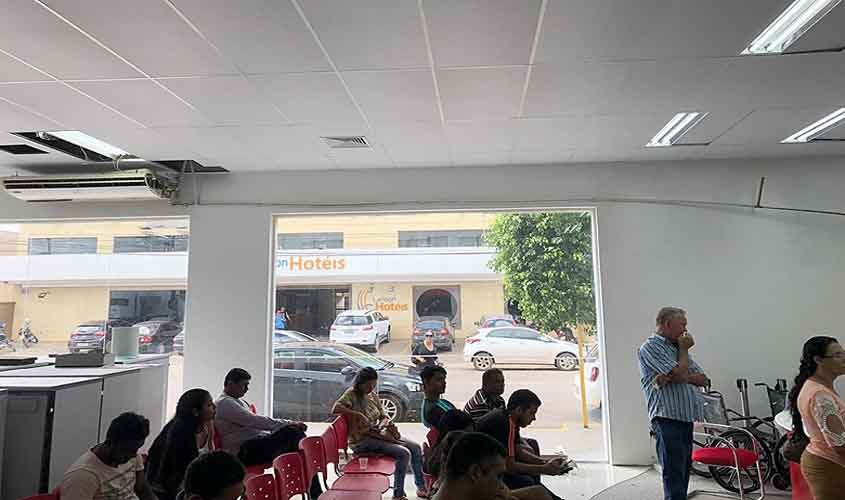 Transtornos continuam com a reforma ‘inacabável’ da agência do Bradesco da Carlos Gomes