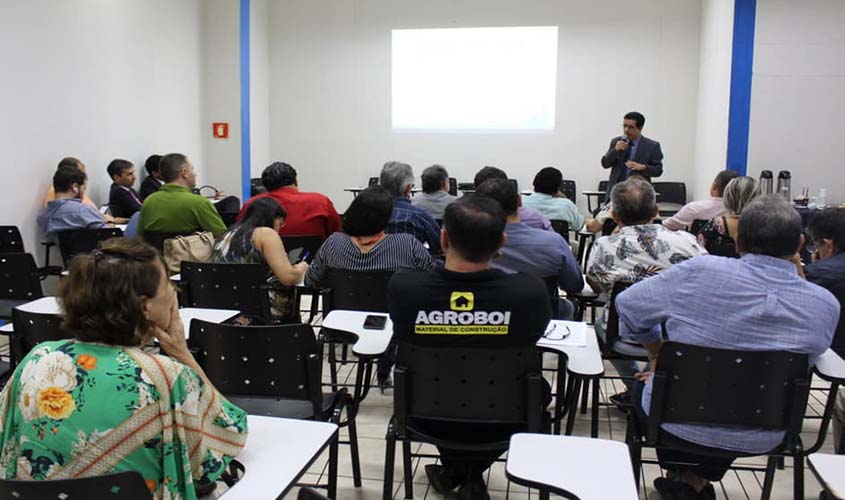 Fecomércio e entidades discutem com empresários sobre a utilização de mão de obra aos domingos e feriados