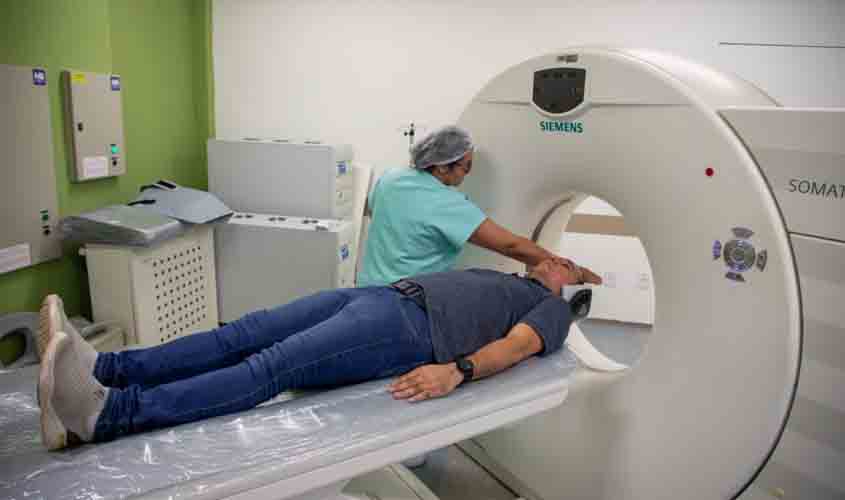 Governo de RO zera fila de exames de tomografia convencional e com contraste