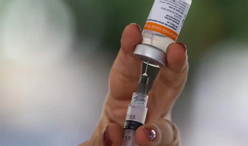 Brasil iniciou aplicação da vacina contra Covid-19 há 5 anos