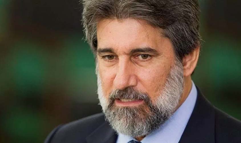 PGR quer que STF envie inquérito de Raupp à Justiça do Rio