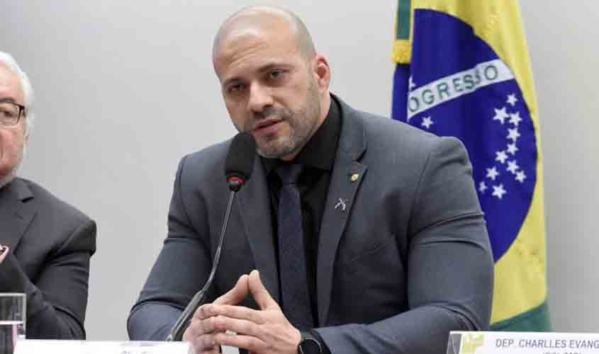 Deputado Daniel Silveira é preso por ordem do ministro Alexandre de Moraes  