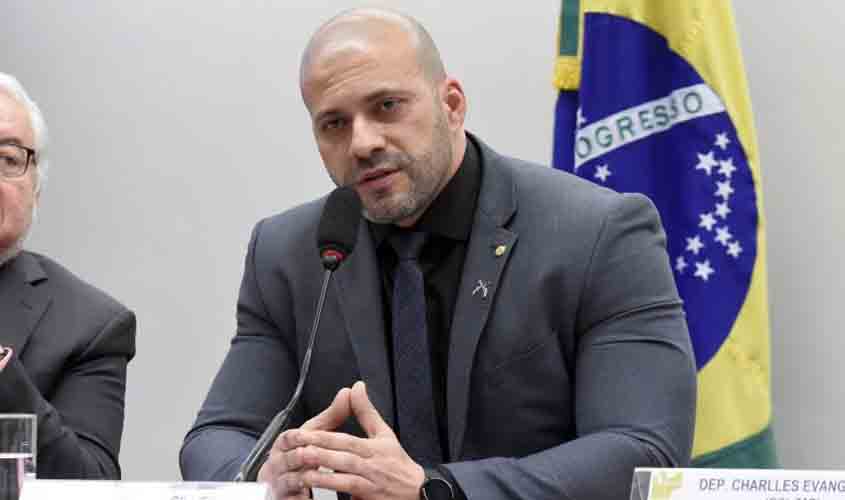 Deputado Daniel Silveira é preso por ordem do ministro Alexandre de Moraes