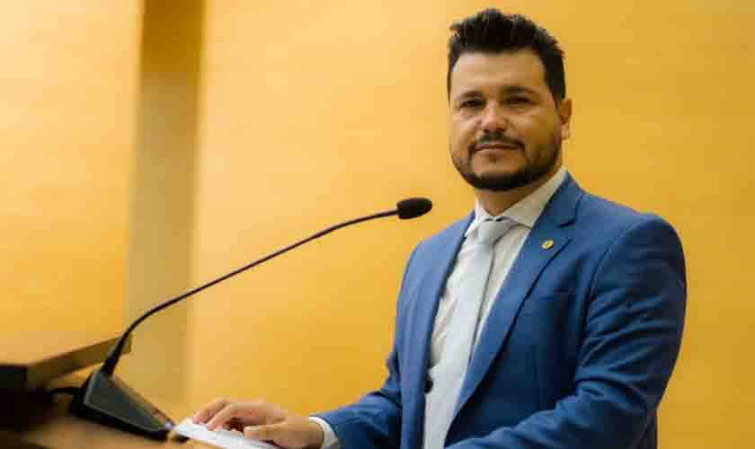 Pedido do Deputado Marcelo Cruz para Militarização da Escola Petrônio Barcelos é atendido