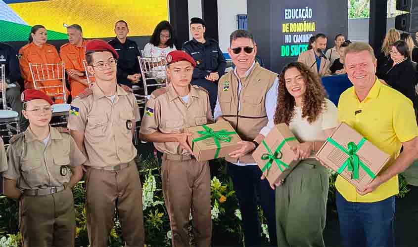 Deputado Luizinho Goebel participa da abertura oficial do ano letivo de 2025 em Vilhena