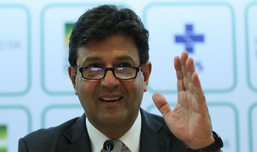 Número de casos de coronavírus confirmados no Brasil sobe para 290