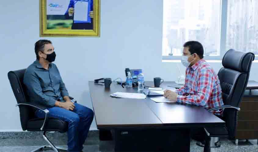 Deputado Jair Montes recebe demandas dos servidores públicos legislativos