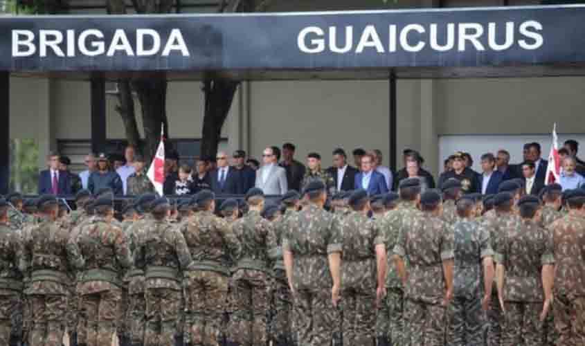 Cabo do Exército é condenado por chantagem após furtar imagens íntimas de soldado e pedir R$ 10 mil