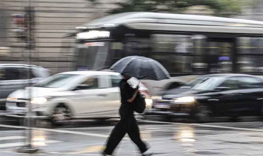 Feriadão tem previsão de chuva em algumas regiões do país