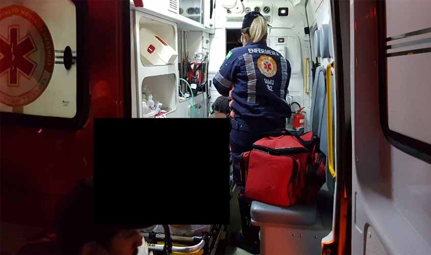 Jovem é perseguido e esfaqueado na zona leste 