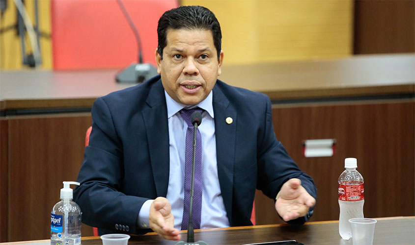 Jair Montes denuncia suspeita em contratação emergencial para tratamento de lixo hospitalar