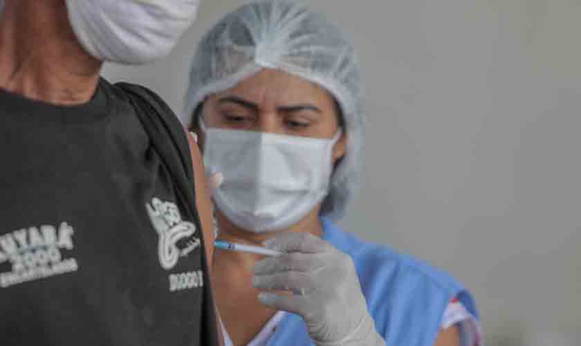 Município procura identificar e imunizar mais pessoas em situação de rua    