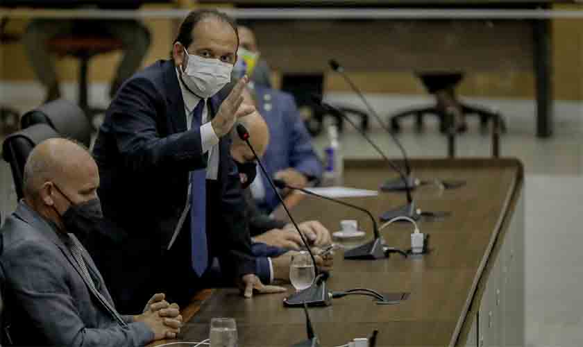 Deputado Laerte Gomes pede reforma do escritório da Emater em Ji-Paraná