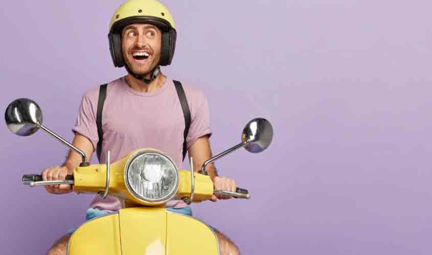 O Brasil que se Move a Três Rodas: A Reinvenção do Mototáxi