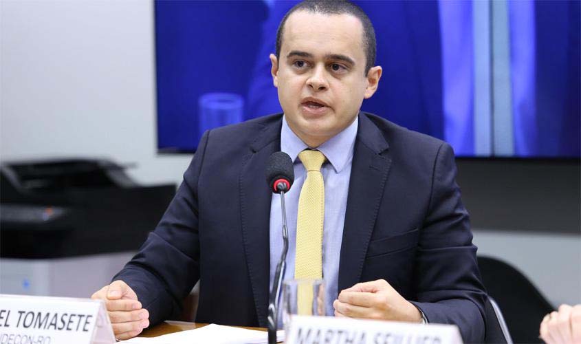 Quem leva o consumidor à Justiça?