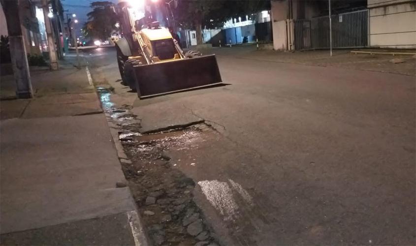 Máquinas da Prefeitura trabalham em avenidas com maior fluxo de trânsito