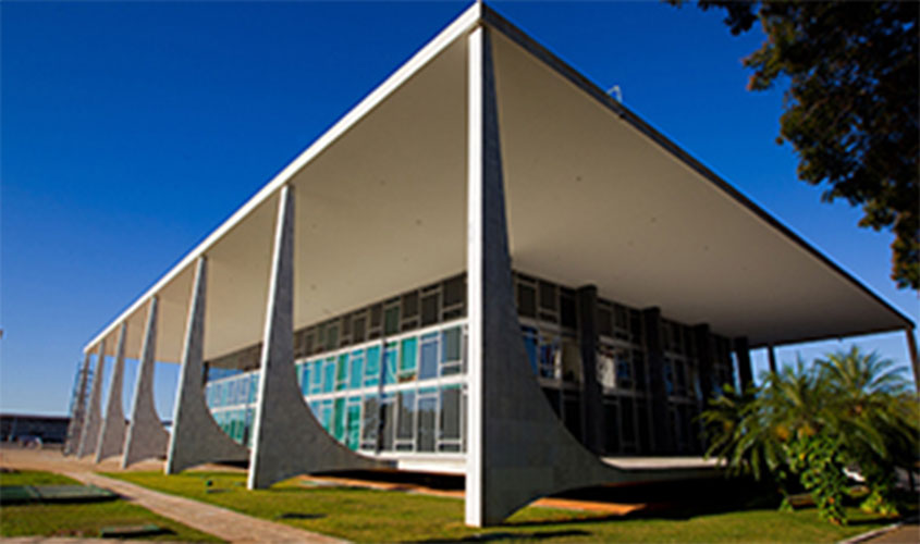 Universidades particulares e reitores contestam desconto linear em mensalidades durante pandemia